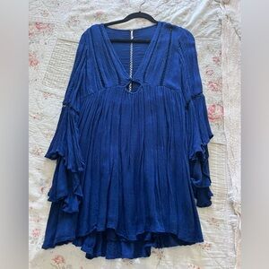 Free People S long sleeve blue tunic dress